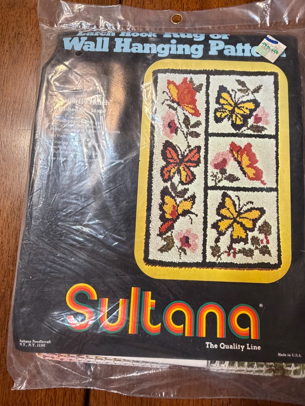 Sultana Latch hook Rug Butterfly Hutch Wall Hanging kit 26x40 new in package